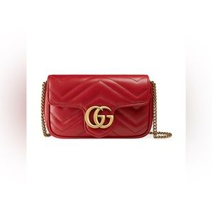 Gucci GG MARMONT SUPER MINI BAG in Red